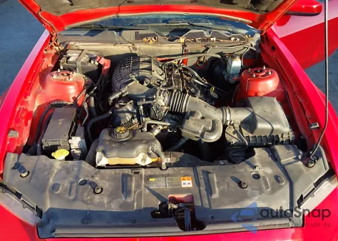 2014 Ford Mustang V6 from USA, damaged, VIN 1ZVBP8AM6E5209237